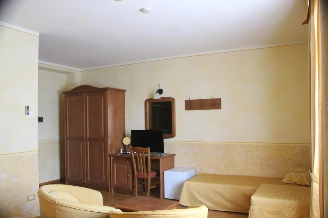 Hotel Albergo Sole San Zeno di Montagna