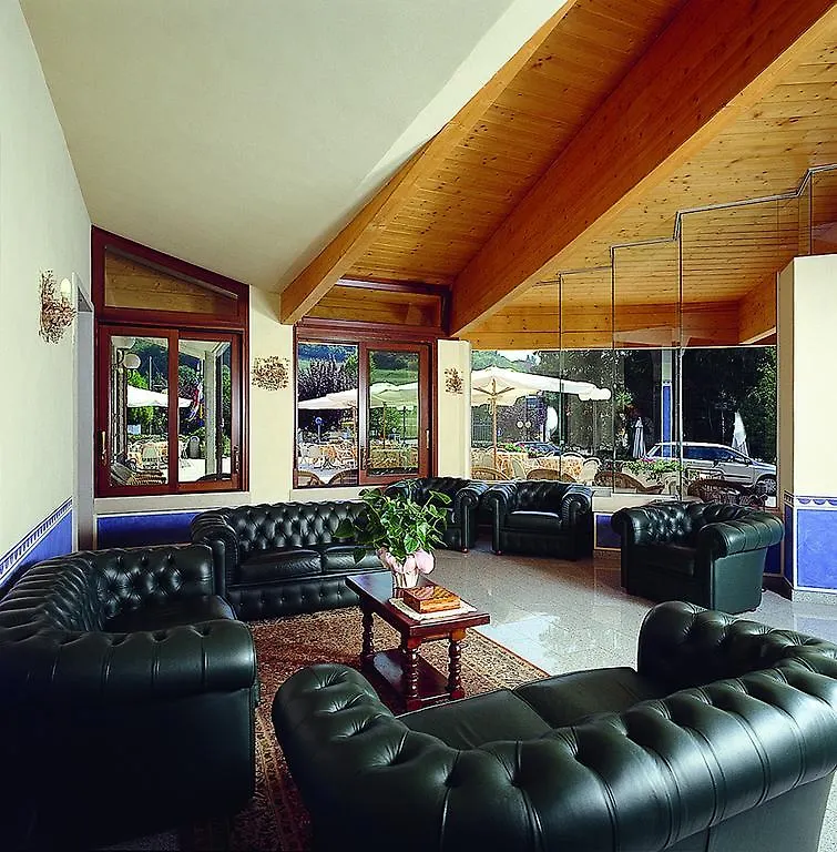 Albergo Sole San Zeno di Montagna Italia