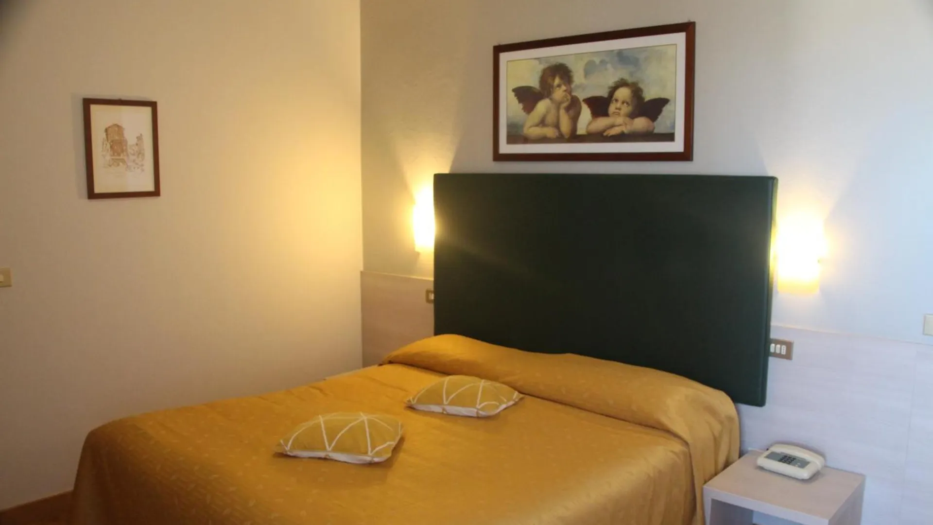 Albergo Sole San Zeno di Montagna 3*,  Italien
