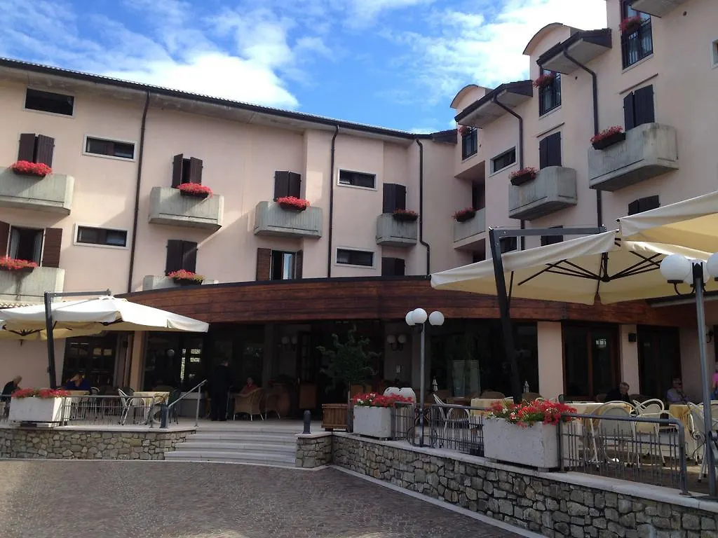 Albergo Sole San Zeno di Montagna